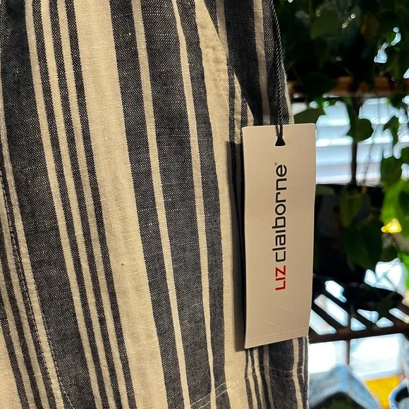 Liz Claiborne Navy and White Striped pants - Picture 1 of 4